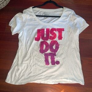 Nike XL white workout t-shirt “JUST DO IT” in pink on front